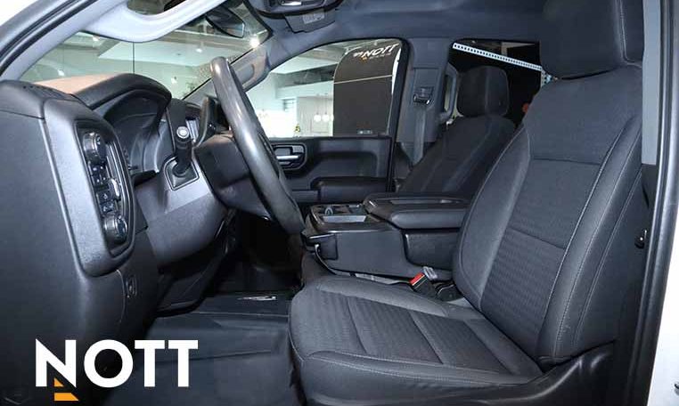 2023 CHEVROLET SILVERADO 1500 TRAIL BOSS CUSTOM NO ACCIDENTS - LOW KM'S