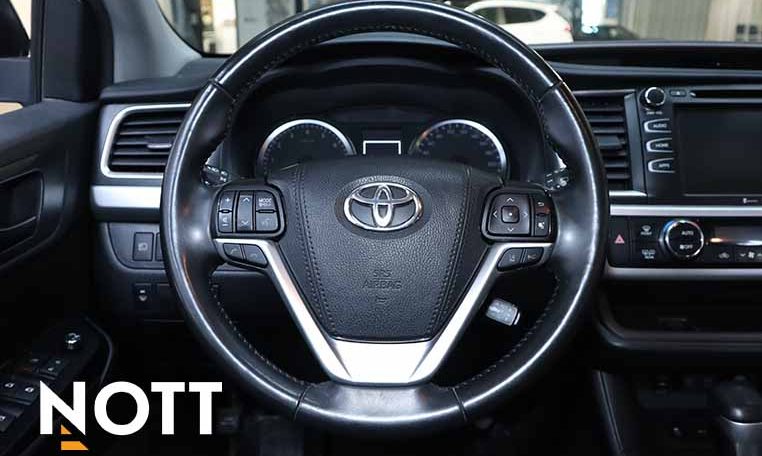 2019 TOYOTA HIGHLANDER LE NO ACCIDENTS | AWD