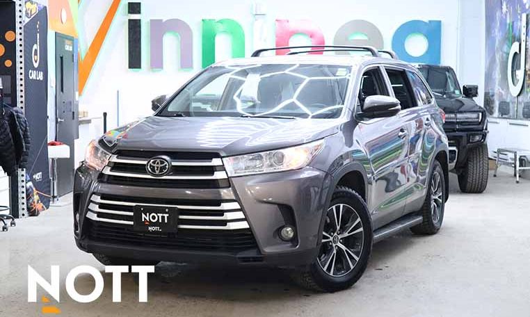 2019 TOYOTA HIGHLANDER LE NO ACCIDENTS | AWD
