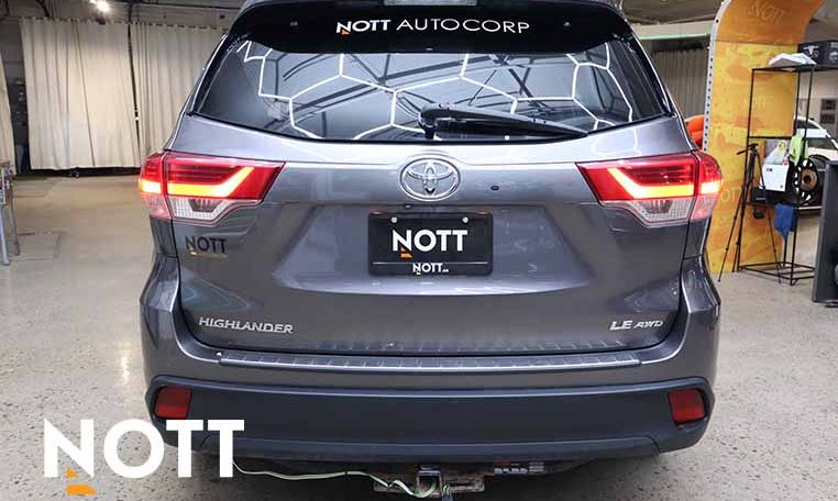 2019 TOYOTA HIGHLANDER LE NO ACCIDENTS | AWD