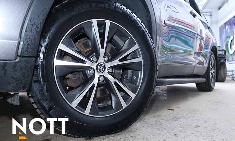 2019 TOYOTA HIGHLANDER LE NO ACCIDENTS | AWD