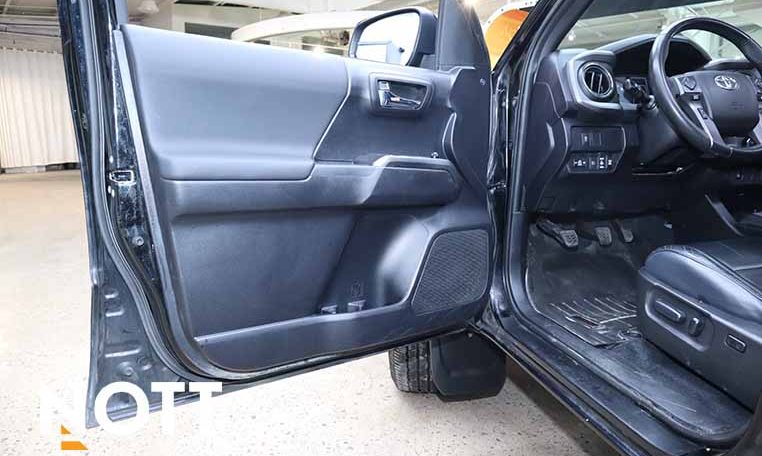 2020 TOYOTA TACOMA | RARE MANUAL | TRD SPORT PREMIUM PACKAGE | TWO SET OF TIRES/WHEELS