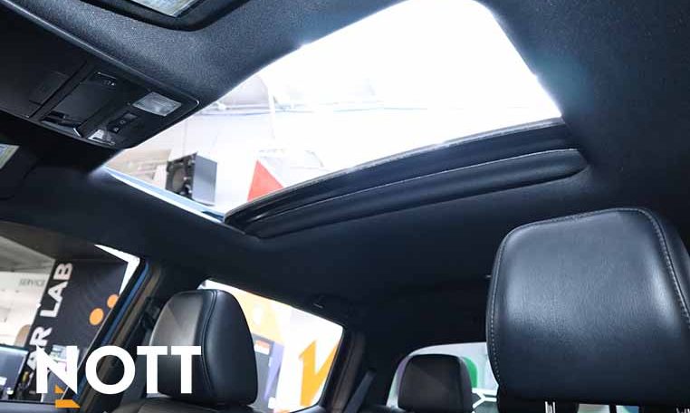2019 TOYOTA TACOMA TRD Sport LOCAL | NO ACCIDENTS | RARE COLOUR
