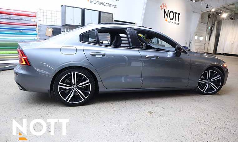 2020 VOLVO S60 R-DESIGN