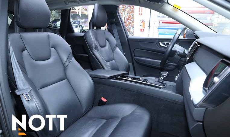 2018 VOLVO XC60 T6 INSCRIPTION | Local Manitoba