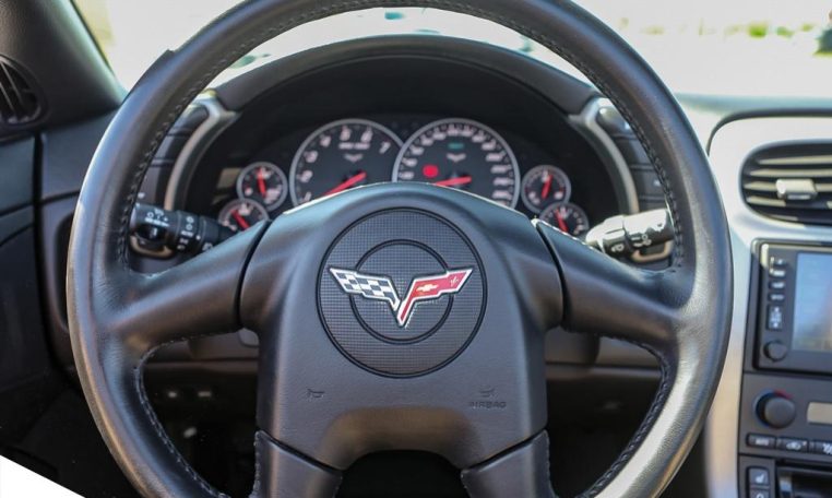 2005 CHEVROLET CORVETTE CONVERTIBLE 1SB 1 OWNER | LOCAL | LOW KM