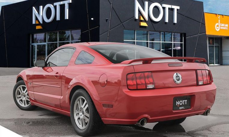 2005 FORD MUSTANG GT