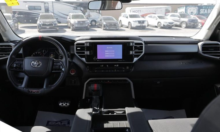 2024 TOYOTA TUNDRA | No Accidents | One Owner