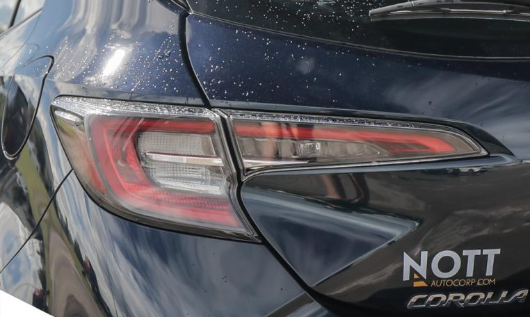 2022 TOYOTA COROLLA 5 DOOR HATCHBACK | SE UPGRADE