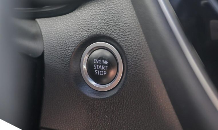 2022 TOYOTA COROLLA 5 DOOR HATCHBACK | SE UPGRADE