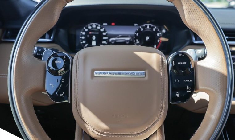 2019 LAND ROVER RANGE ROVER VELAR DYNAMIC HSE P300 | LOCAL | ONE OWNER | SUPER LOW MILEAGE
