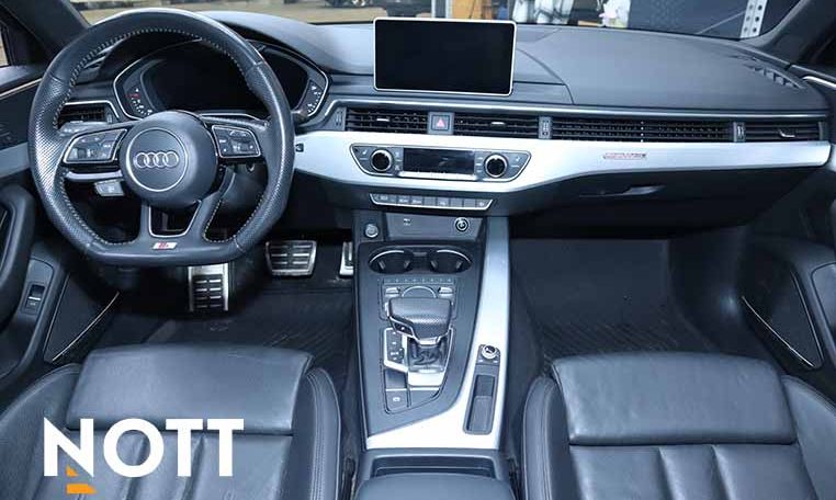 2019 AUDI A4 TECHNIK | S-Line