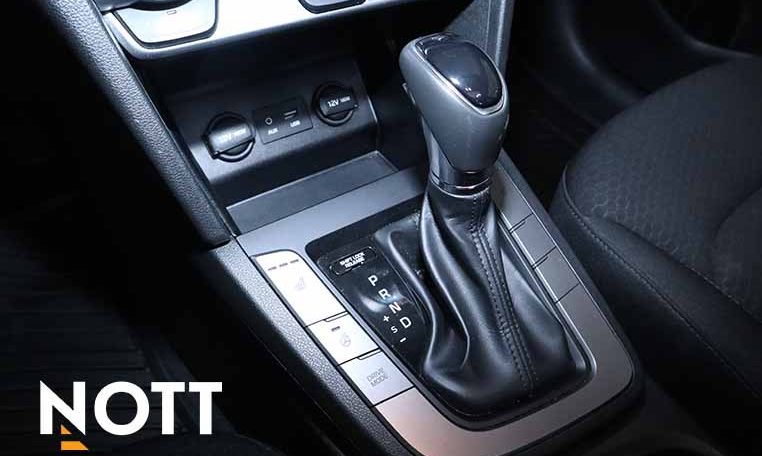 2019 HYUNDAI ELANTRA PREFERRED Local MB vehicle | Remote Start | Brand New Michelin A/W Tires!