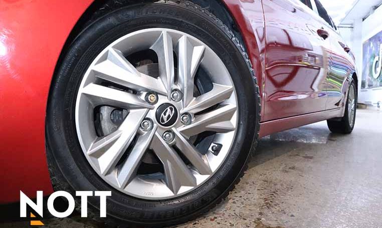 2019 HYUNDAI ELANTRA PREFERRED Local MB vehicle | Remote Start | Brand New Michelin A/W Tires!