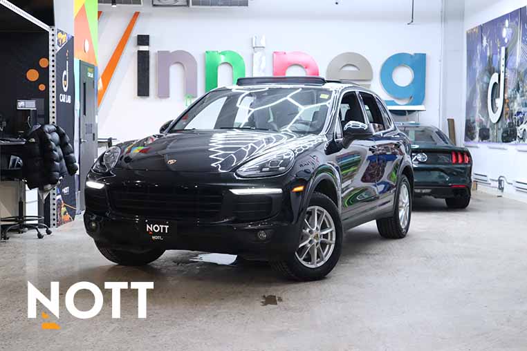2016 Porsche Cayenne LOCAL