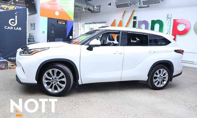 2024 TOYOTA HIGHLANDER LIMITED | No Accidents