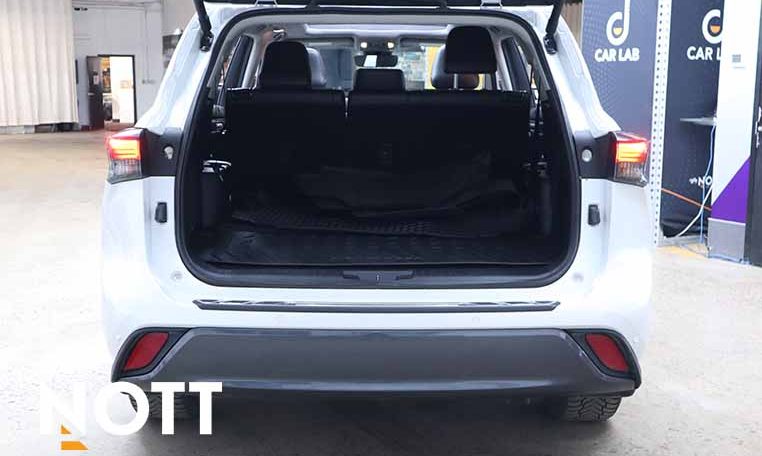 2024 TOYOTA HIGHLANDER LIMITED | No Accidents