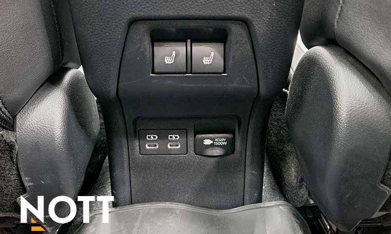 2025 TOYOTA PRIUS PLUG-IN HYBRID XSE | No Accidents