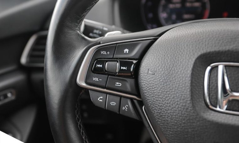 2019 HONDA ACCORD 2.0T TOURING