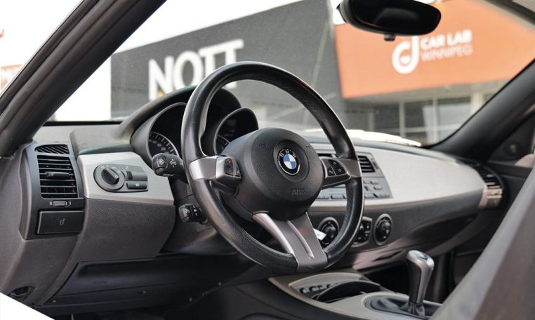 2004 BMW Z4 3.0L Local MB Vehicle | No Accidents | LOW MILEAGE