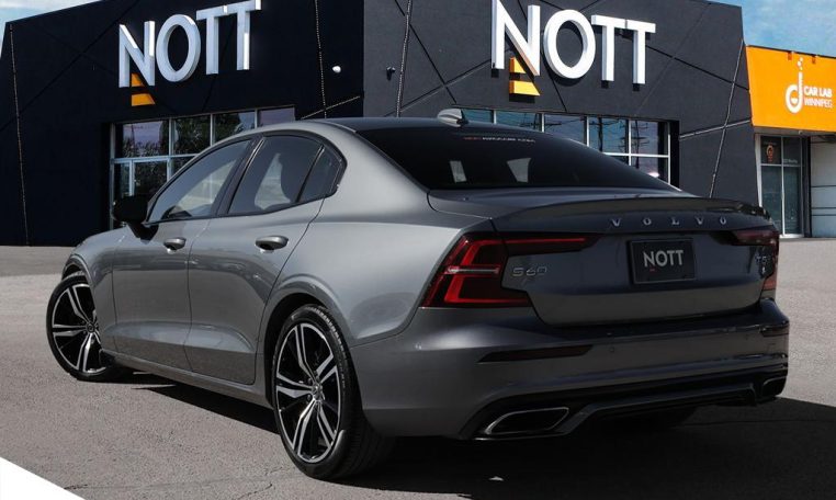 2021 VOLVO S60 T5 R-Design | No Accidents