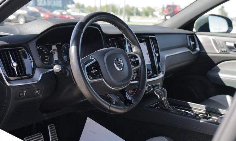2021 VOLVO S60 T5 R-Design | No Accidents