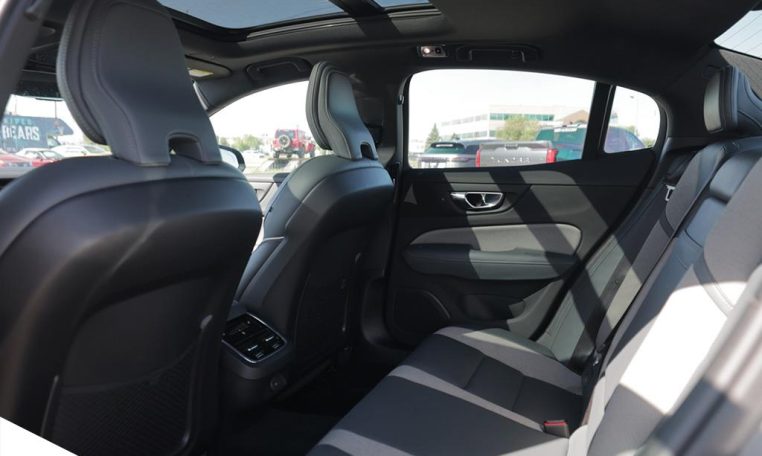 2021 VOLVO S60 T5 R-Design | No Accidents