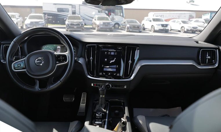 2021 VOLVO S60 T5 R-Design | No Accidents