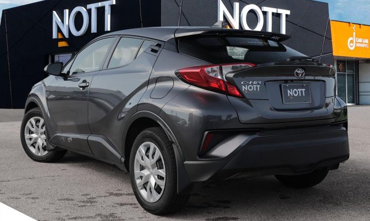 2022 TOYOTA CH-R LE No Accidents | Highway KM’s!