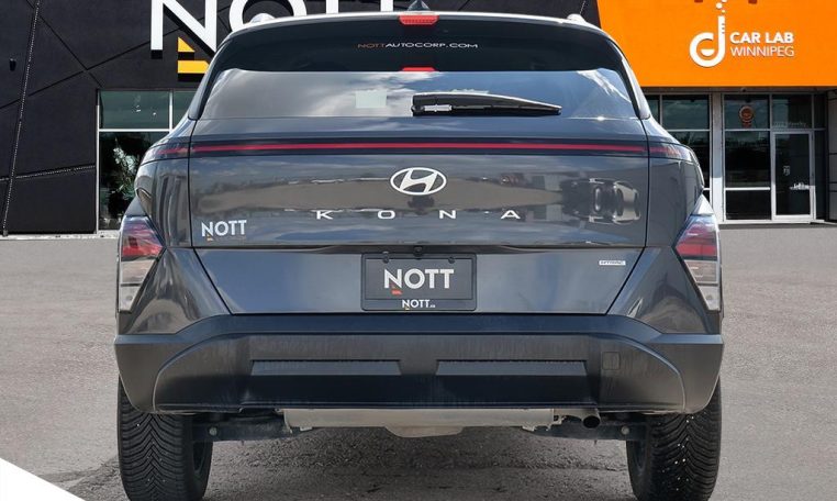 2024 HYUNDAI KONA PREFERRED Local MB Vehicle | No Accidents | Remote Start!