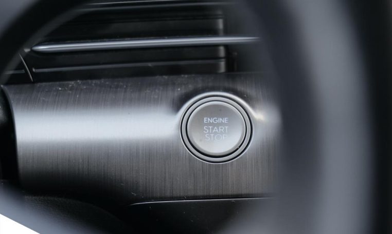 2024 HYUNDAI KONA PREFERRED Local MB Vehicle | No Accidents | Remote Start!