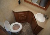 2012 FLEETWOOD BOUNDER CLASSIC 36R Triple Slide / 3 BED/2 BATH