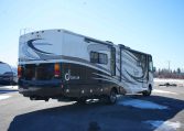 2012 FLEETWOOD BOUNDER CLASSIC 36R Triple Slide / 3 BED/2 BATH