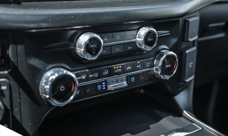 2024 FORD F-150 LARIAT | NO ACCIDENTS | POWERBOOST