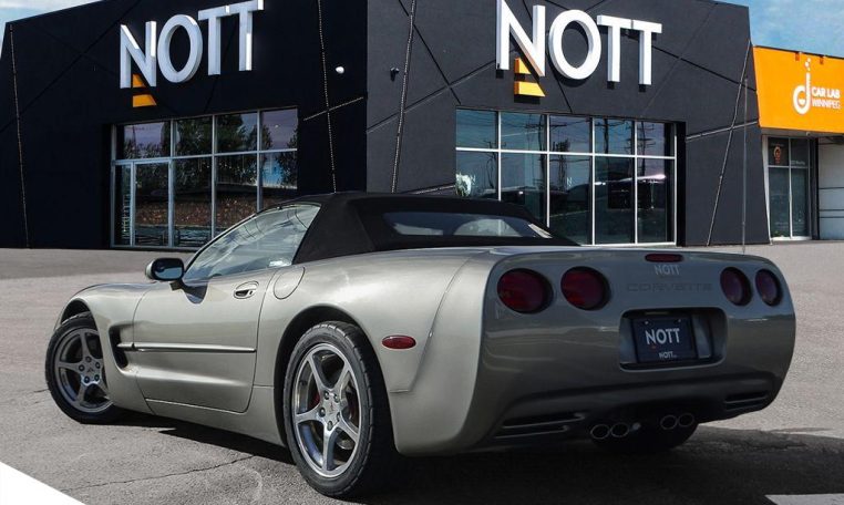 2001 CHEVROLET CORVETTE | Bose | HUD