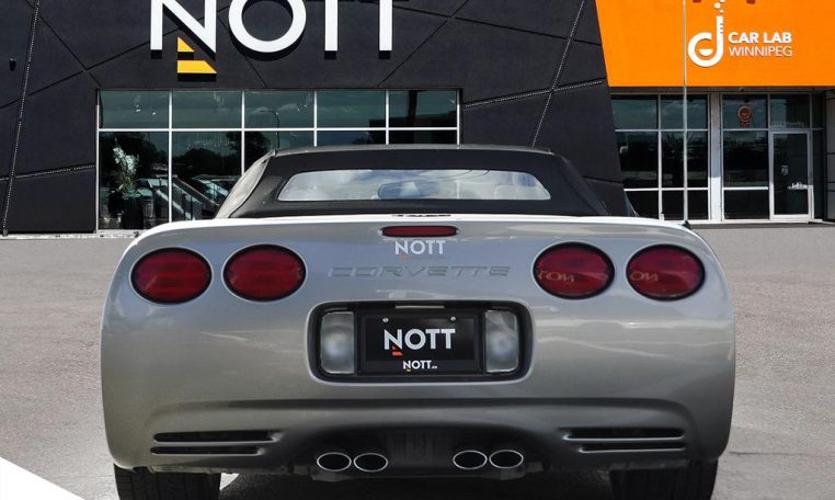 2001 CHEVROLET CORVETTE | Bose | HUD