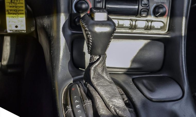 2001 CHEVROLET CORVETTE | Bose | HUD