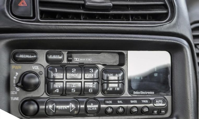 2001 CHEVROLET CORVETTE | Bose | HUD