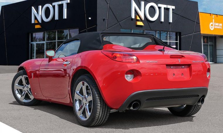 2008 PONTIAC Solstice GXP | Brand New Tires | Incredible Condition | LOW KM's