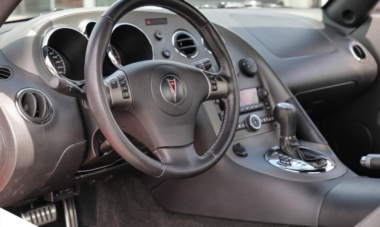 2008 PONTIAC Solstice GXP | Brand New Tires | Incredible Condition | LOW KM's
