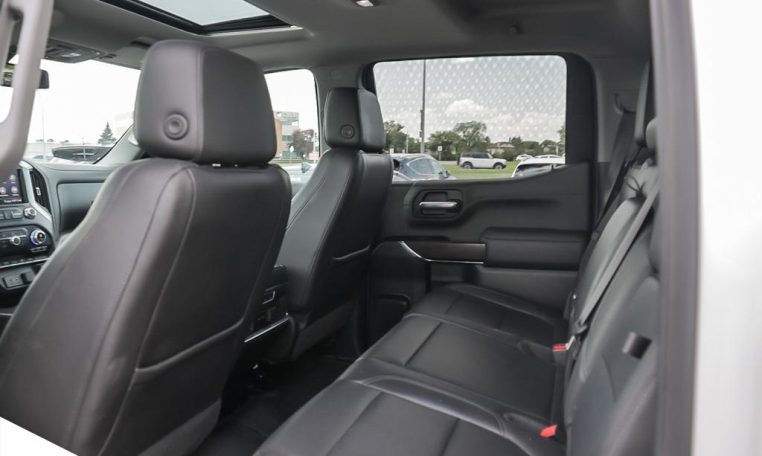 2020 GMC SIERRA 1500 SLT | NO ACCIDENTS | LOCAL MANITOBA TRUCK