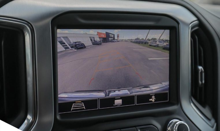 2020 GMC SIERRA 1500 SLT | NO ACCIDENTS | LOCAL MANITOBA TRUCK