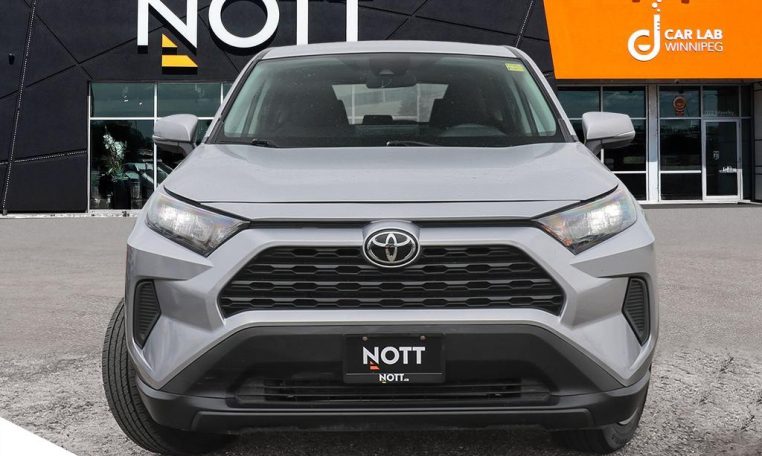 2024 TOYOTA RAV-4 LE
