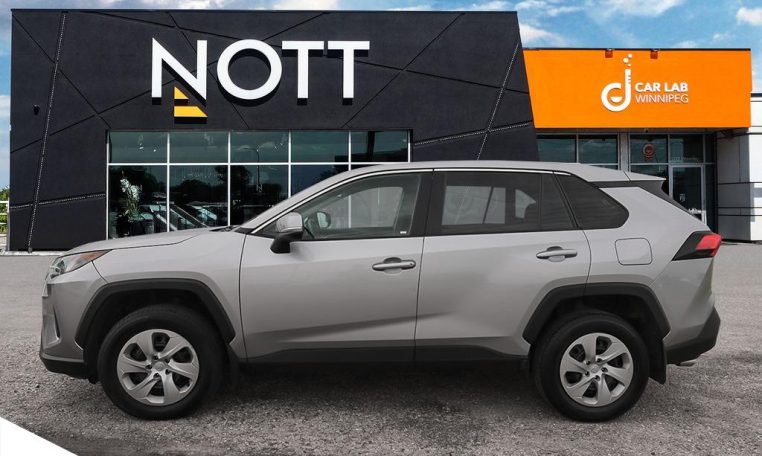 2024 TOYOTA RAV-4 LE