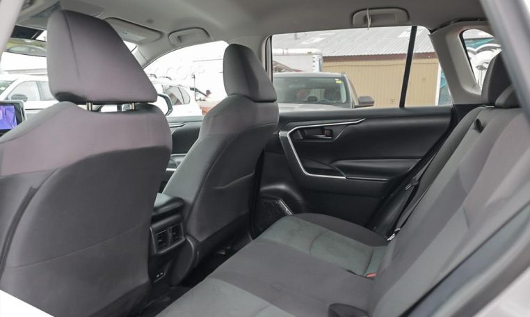 2024 TOYOTA RAV-4 LE
