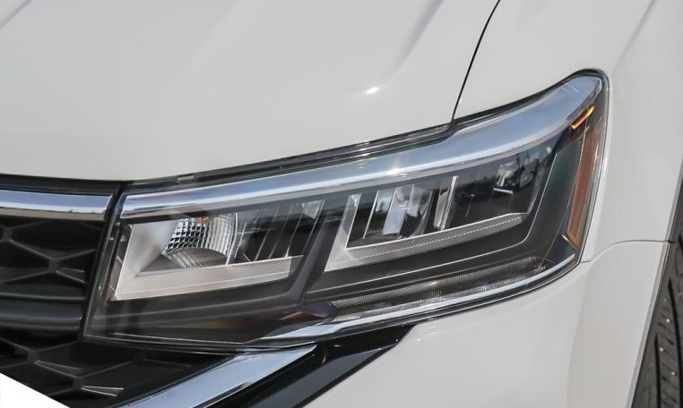 2024 VOLKSWAGEN TAOS  Highline | LOCAL | ONE OWNER