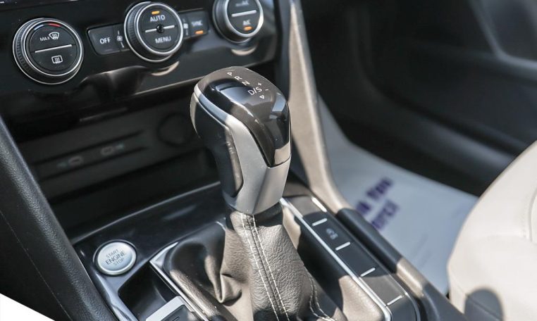 2024 VOLKSWAGEN TAOS  Highline | LOCAL | ONE OWNER