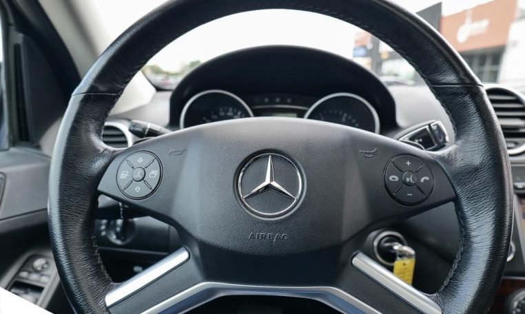 2009 MERCEDES-BENZ M-CLASS ML 320 | 56 SERVICE RECORDS ON CARFAX | LOCAL VEHICLE