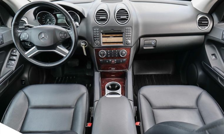 2009 MERCEDES-BENZ M-CLASS ML 320 | 56 SERVICE RECORDS ON CARFAX | LOCAL VEHICLE