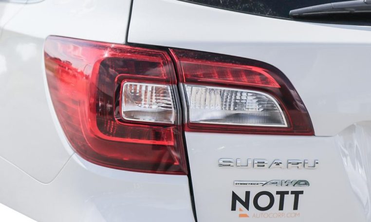 2017 SUBARU OUTBACK TOURING